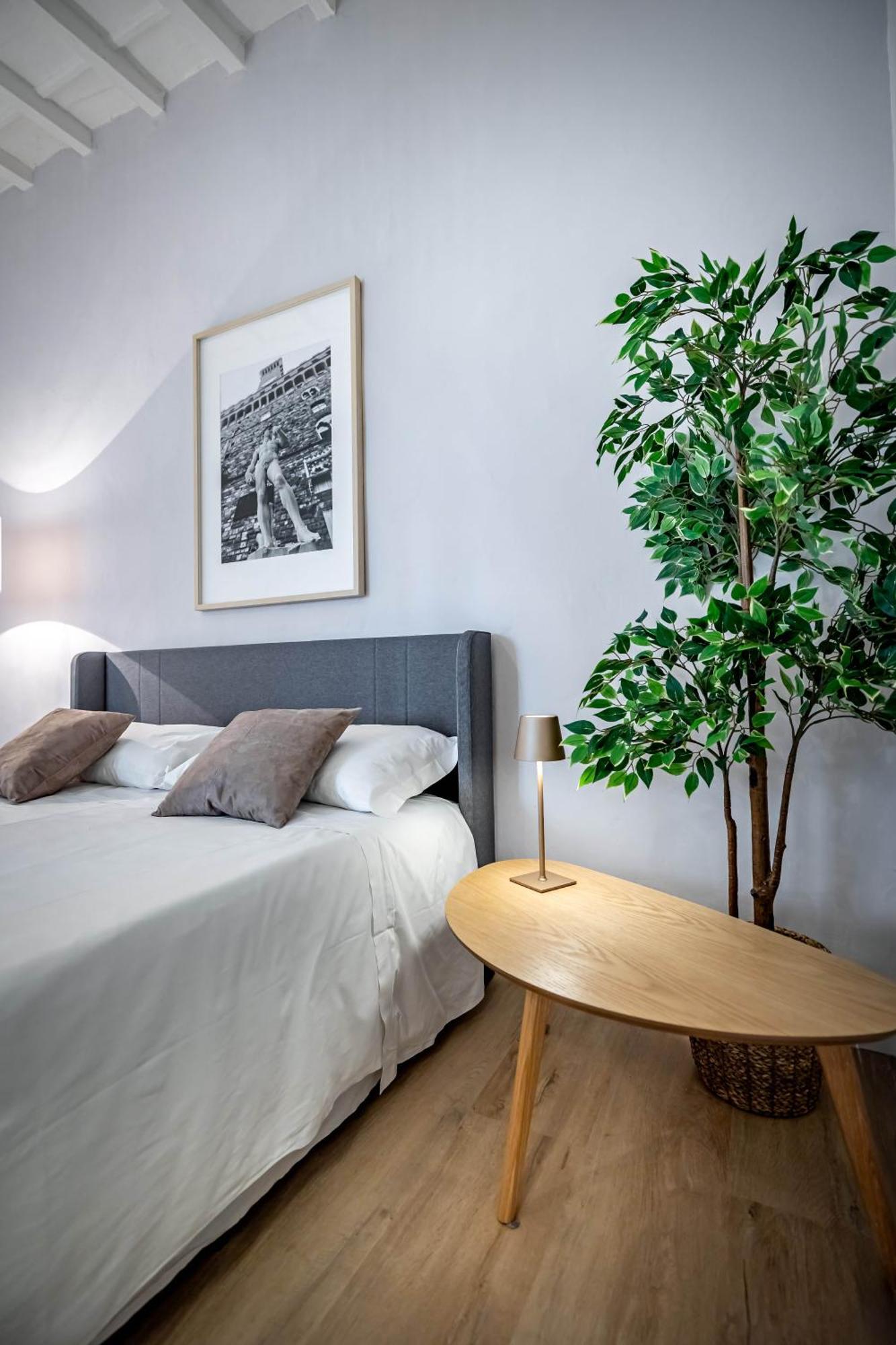 Yd Stunning Terrace On The Accademia Apartment Firenze Bagian luar foto