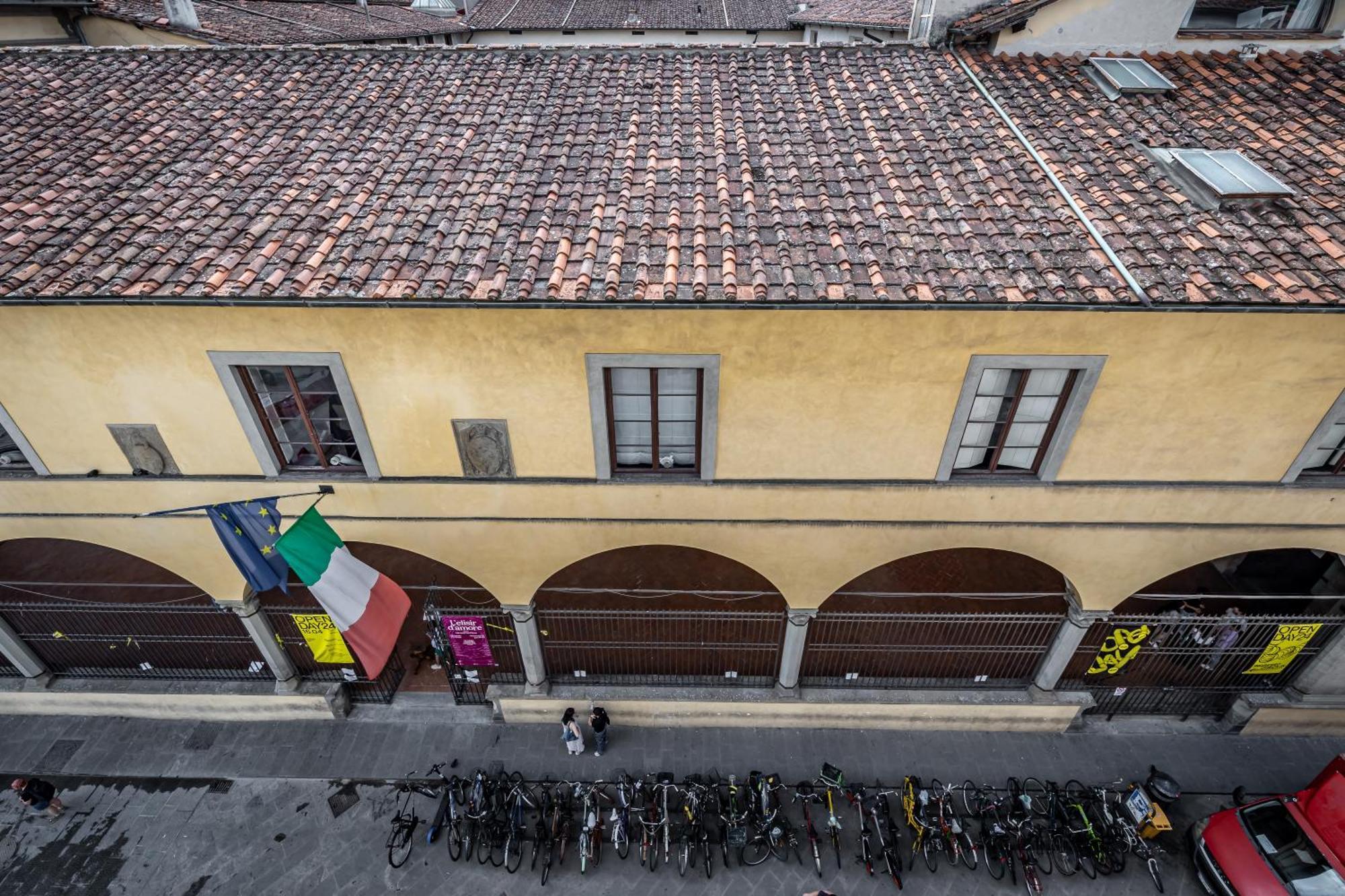Yd Stunning Terrace On The Accademia Apartment Firenze Bagian luar foto