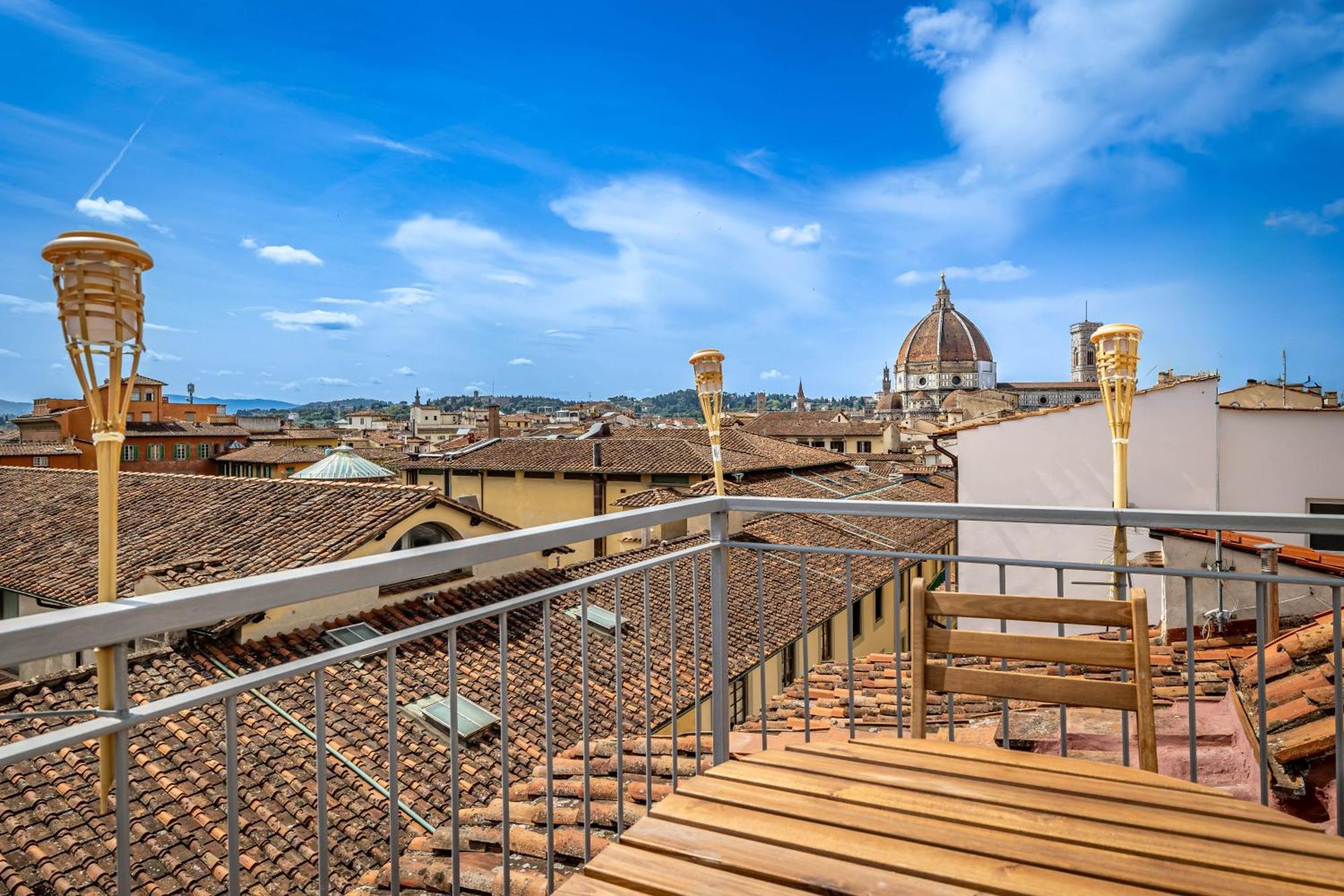 Yd Stunning Terrace On The Accademia Apartment Firenze Bagian luar foto